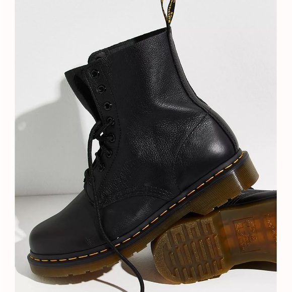 Doc Martens 1460 black boots - Picture 3 of 11